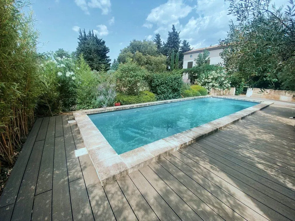Réalisations de menuiserie extérieure par Les Terrasses Du Sud à Saint-Rémy-de-Provence webp