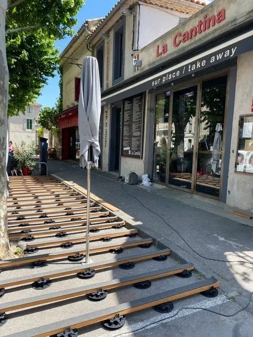 Réalisations de menuiserie extérieure par Les Terrasses Du Sud à Saint-Rémy-de-Provence (webp